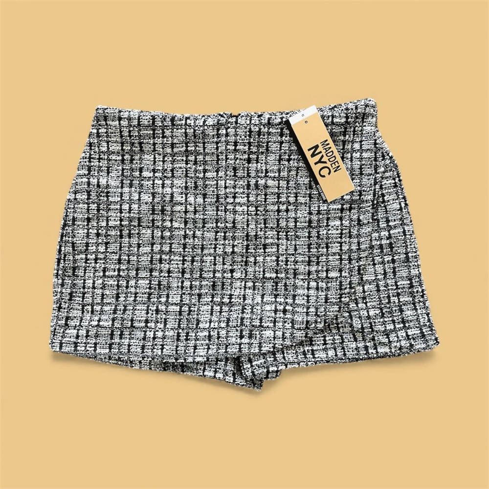 NWT Madden NYC Black & White Tweed High-Waist Mini Shorts Small